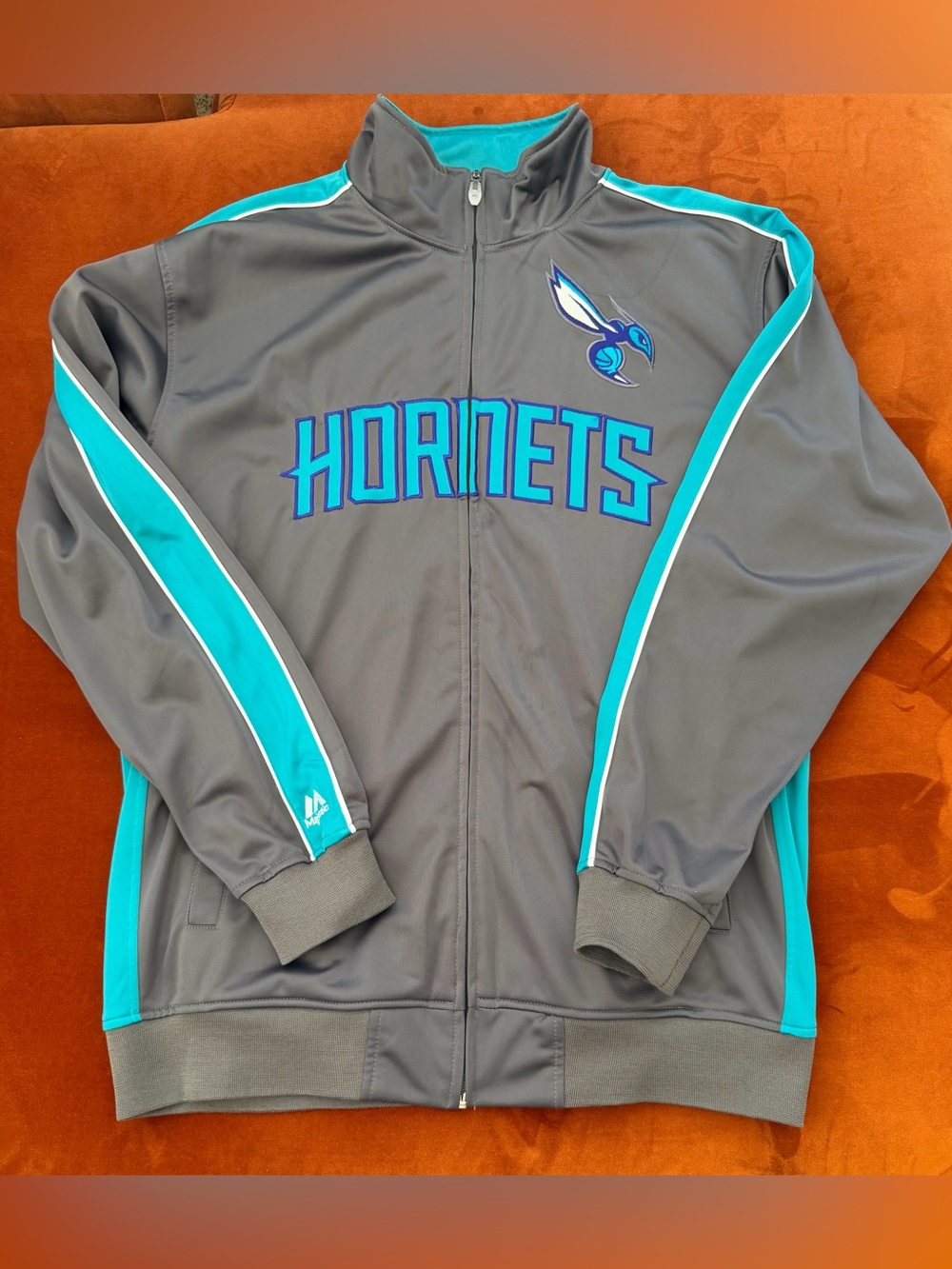 Majestic Hornets 2014 Era Warm Up Jacket XL Tall Collectible